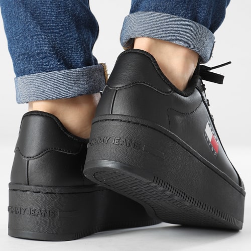 Baskets Femme Flatform Essential 2518 Black