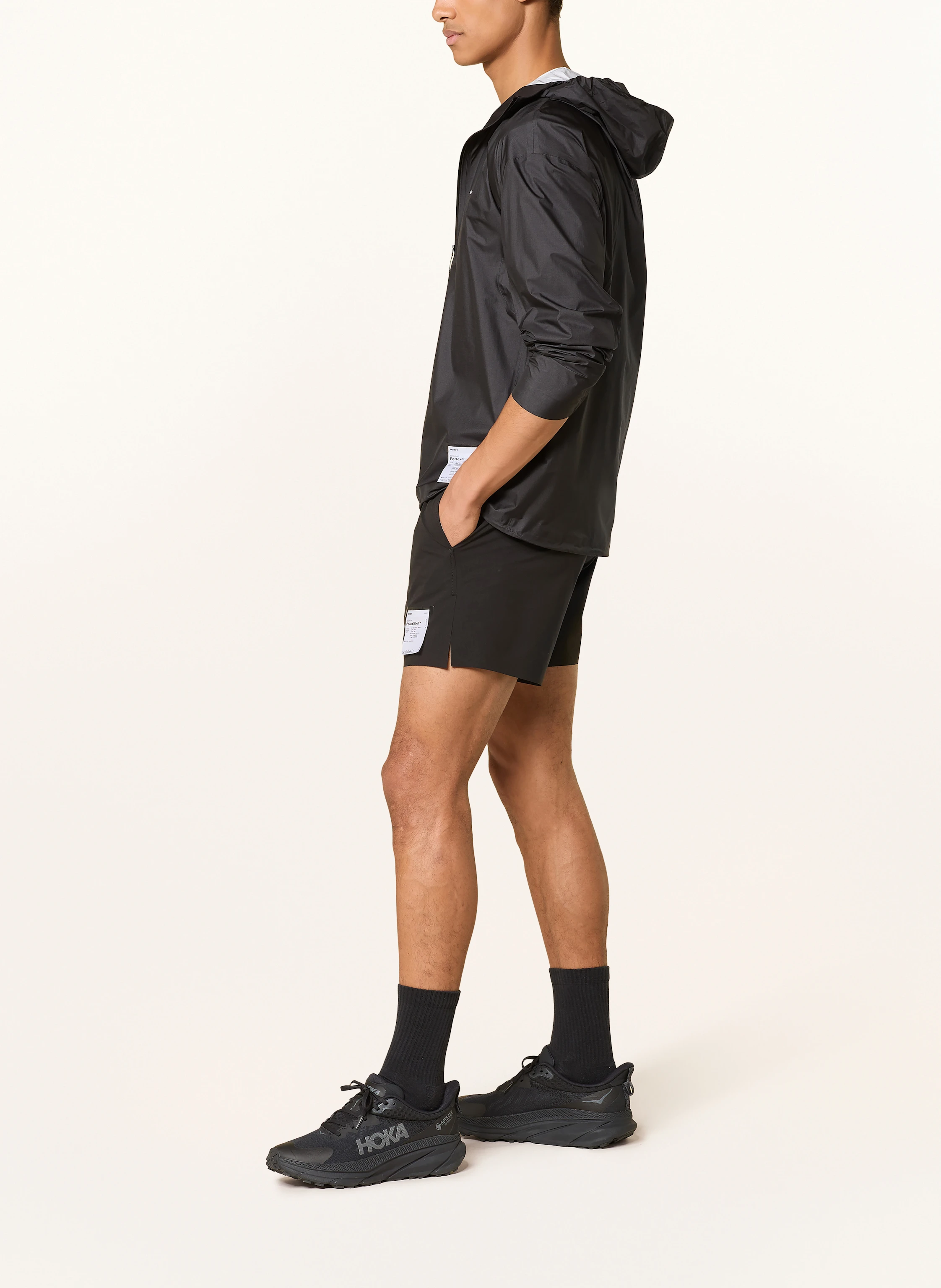 SATISFY Laufshorts PEACESHELL™
