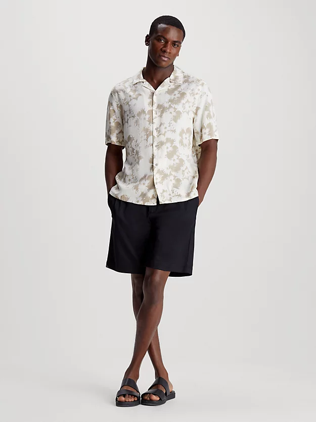 Camisa com estampa floral