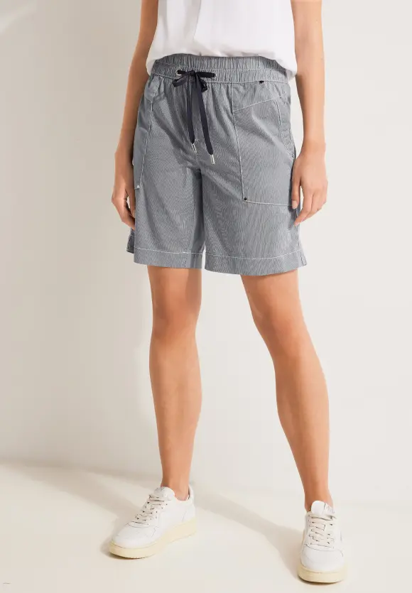 Gestreifte Loose Fit Bermuda - deep blue