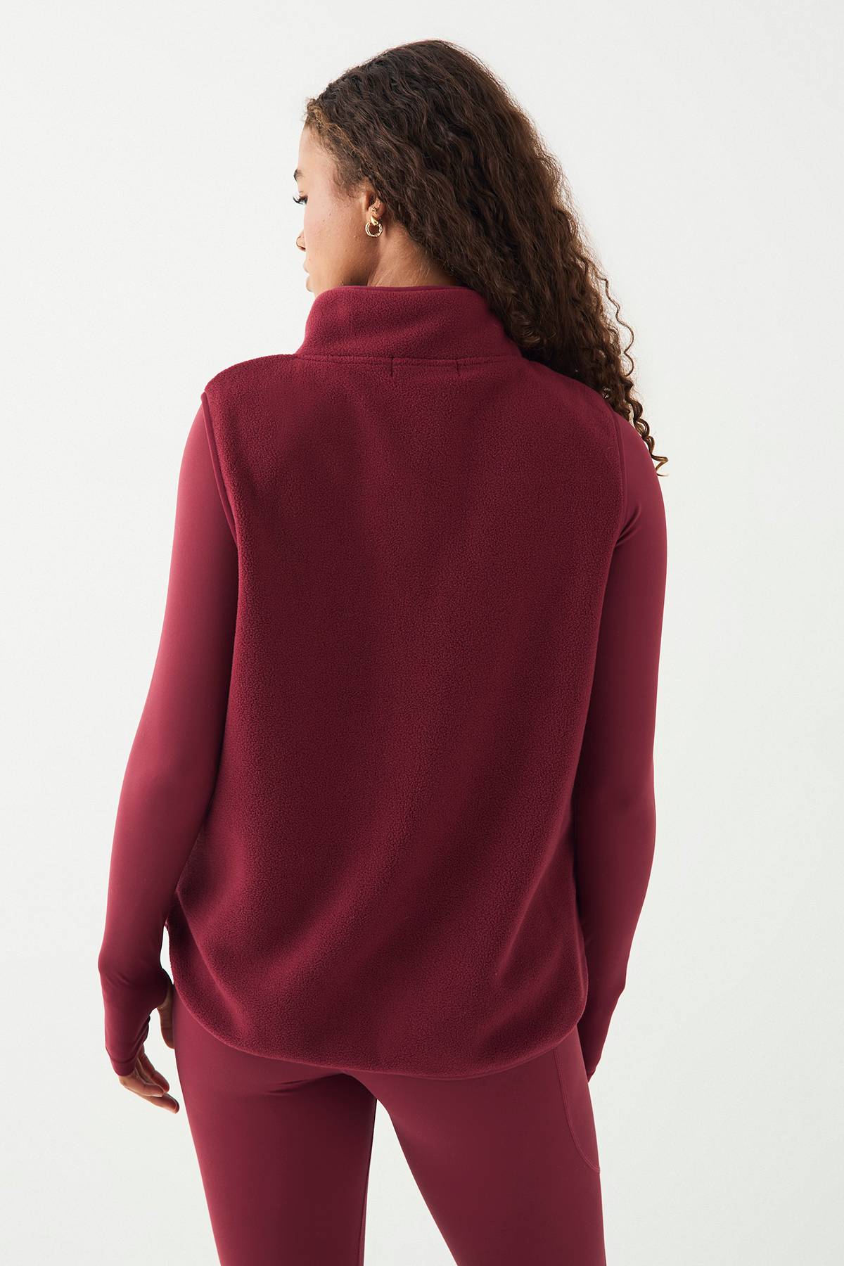 Gilet DSGN Studio Sport en Polaire avec Détails de Poches
