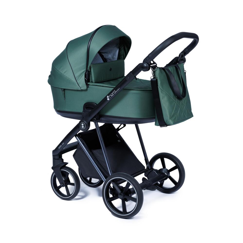 Carrinho de bebê Nordbaby Active Lux verde-floresta com estrutura cromada