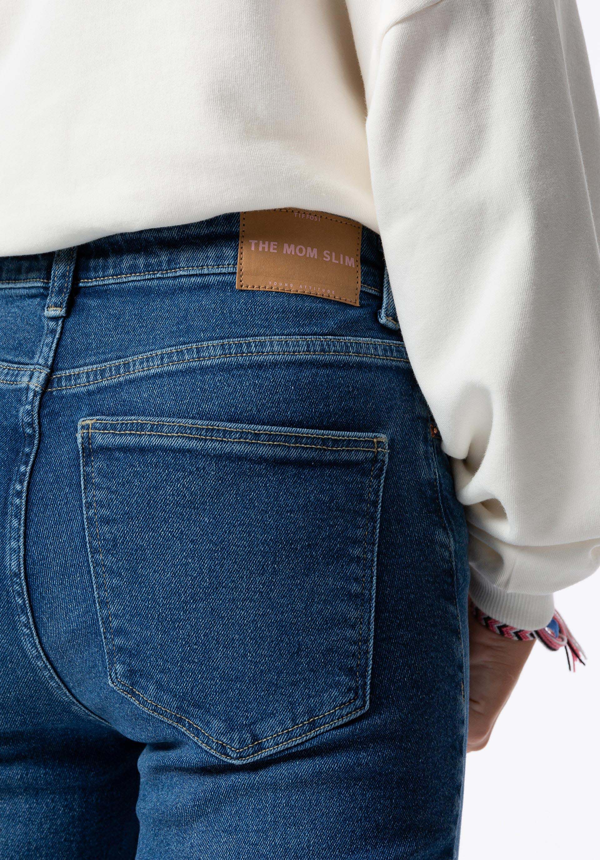 Jeans Hillary Mom Slim Fit Cintura Alta