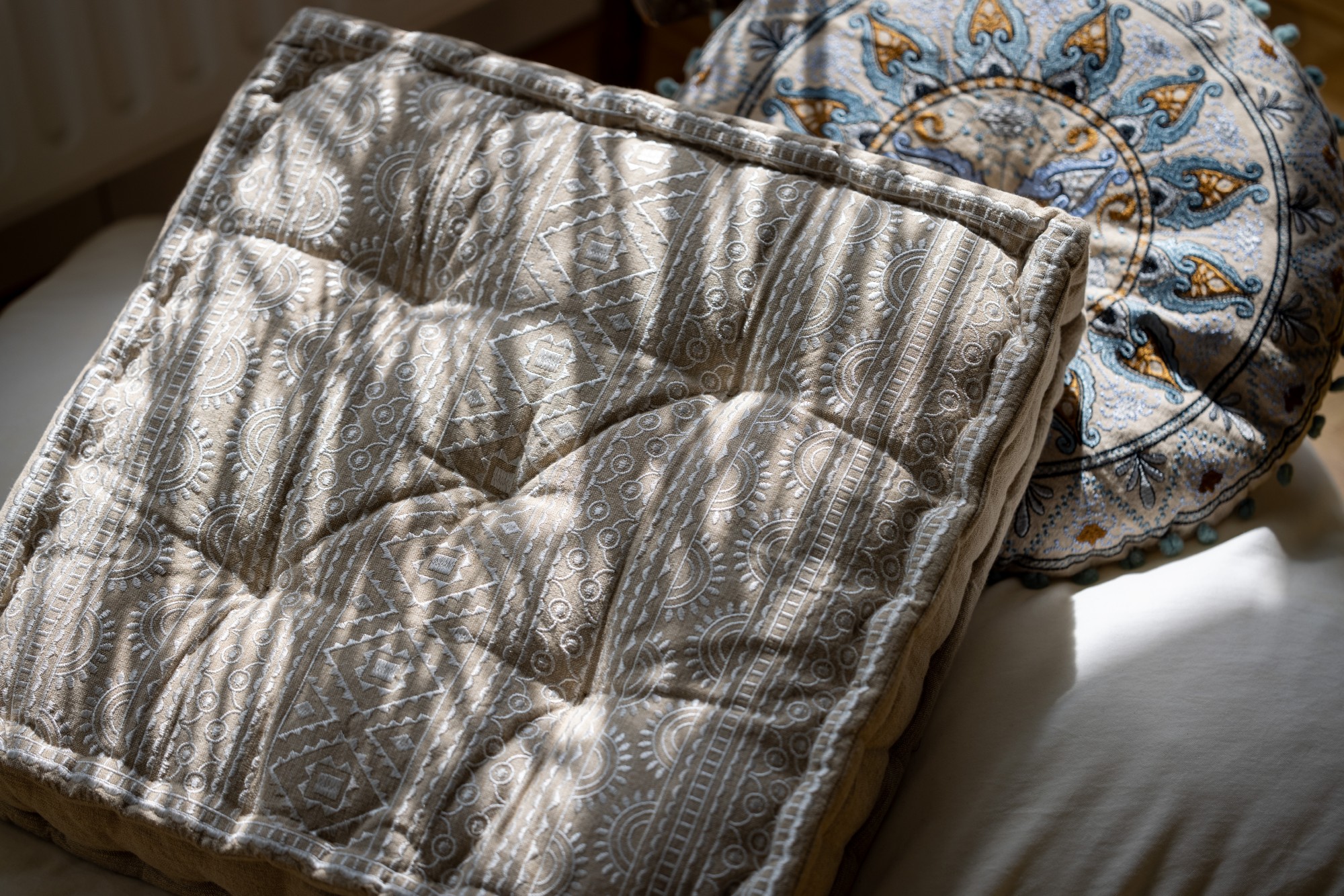 Sitzkissen 'Mehndi', braun, beige, T 45 cm, B 45 cm, H 10 cm von fischer's lagerhaus