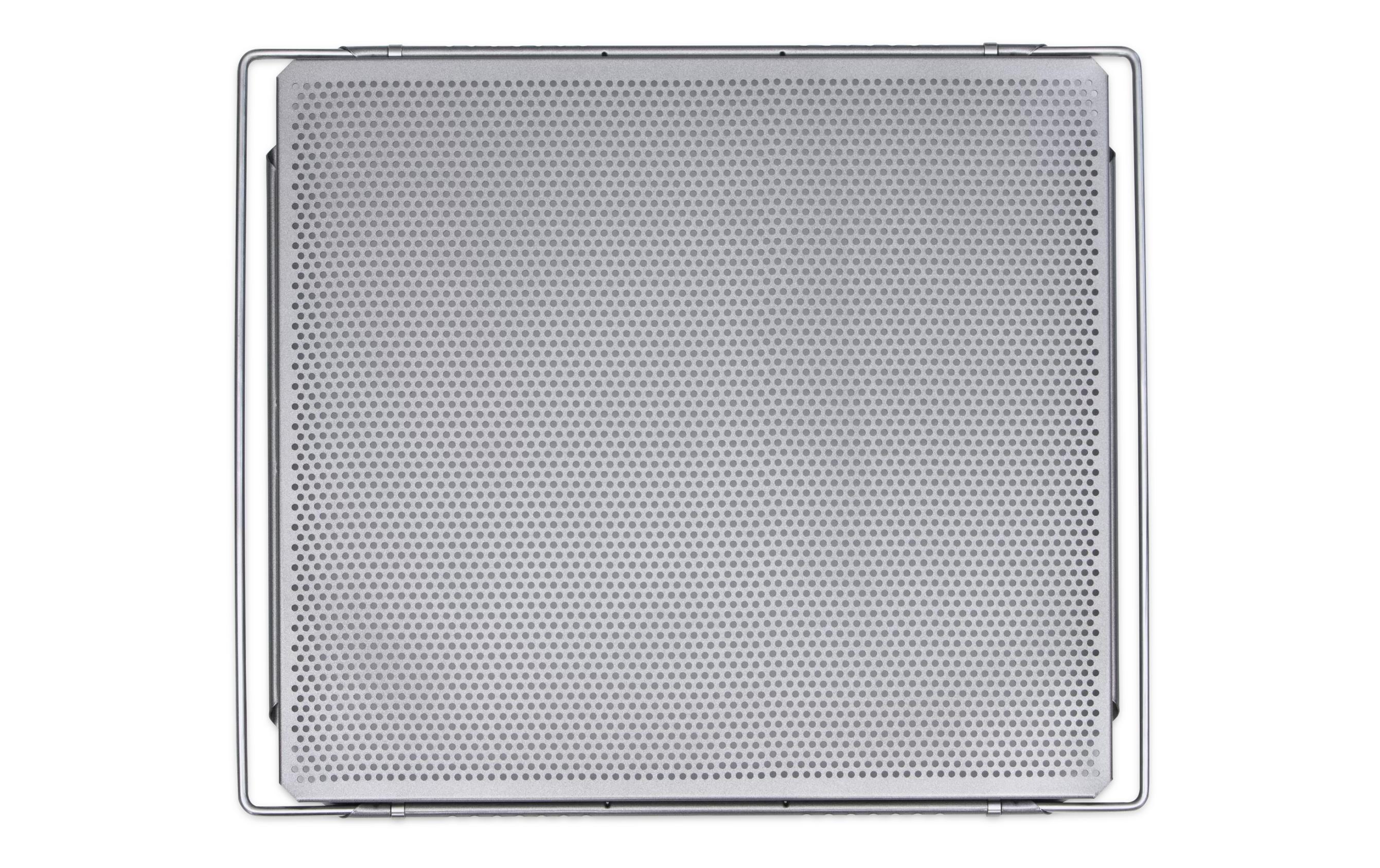 Backblech mit Spezial Lochung 35 cm x 45 cmGelochtes Backblech