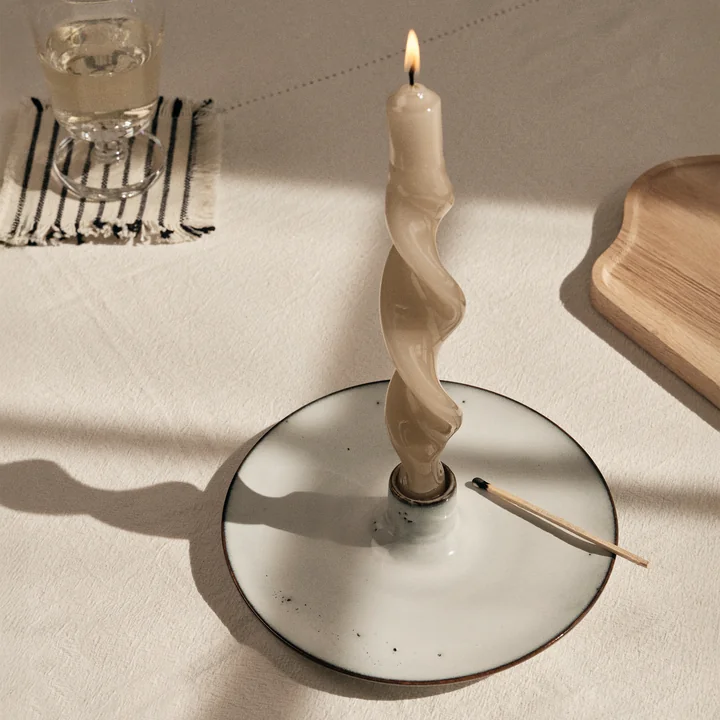 Broste Copenhagen - Nordic Sand Kerzenhalter, beige