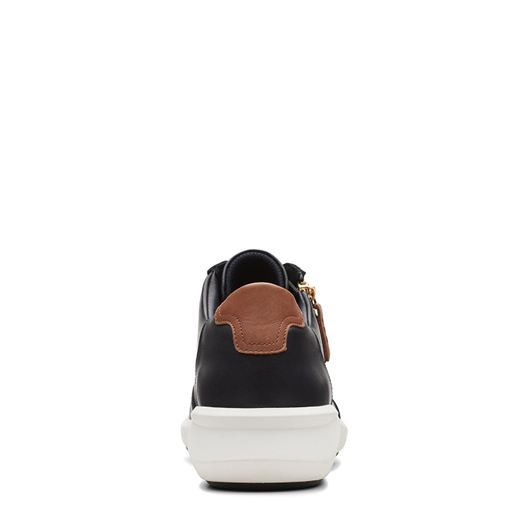 Clarks Un Rio Zip | NOIR