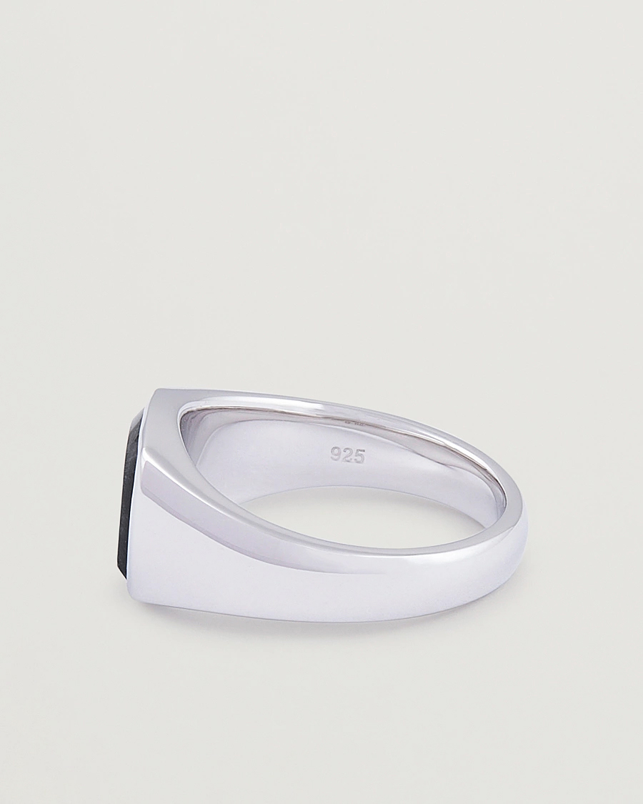 Tom Wood Kay Ring Black Larvikite