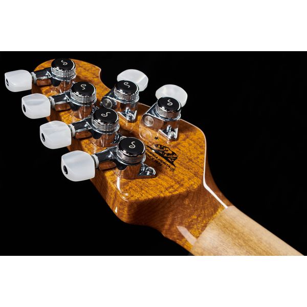 Music Man ST. Vincent Goldie Cashmere
