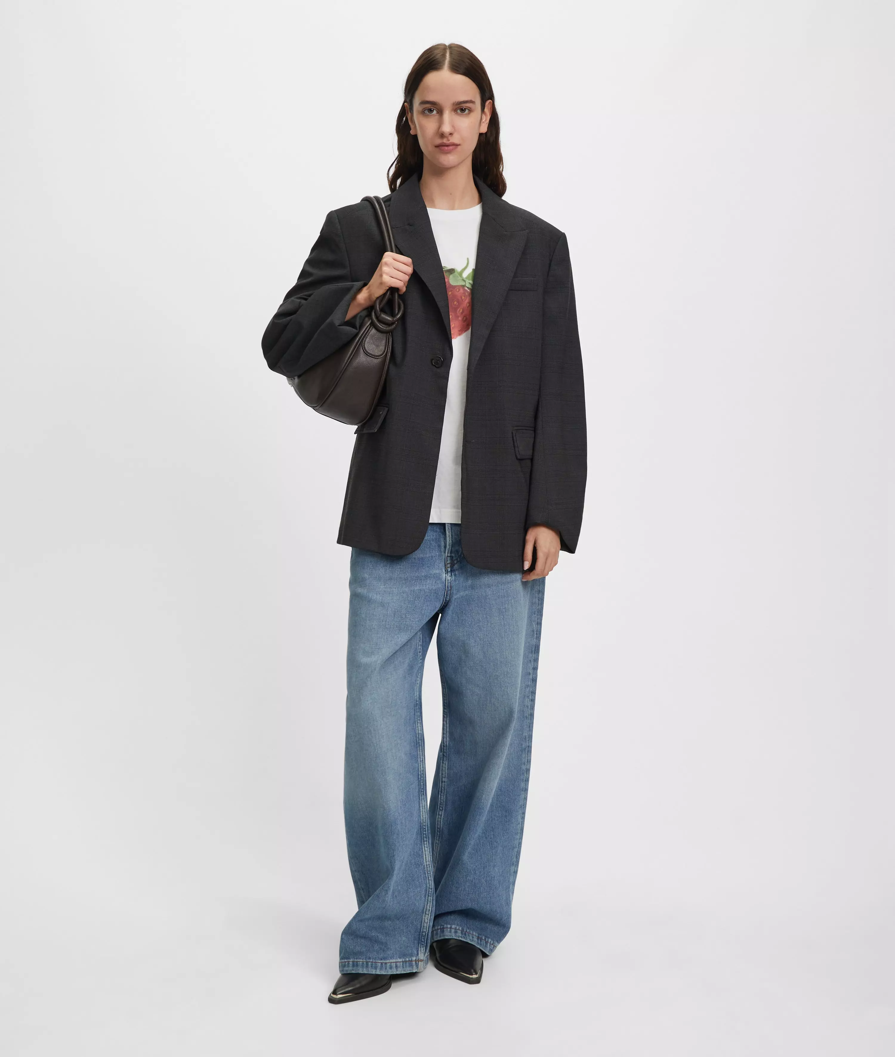 Mimi Hobo M Spacious bag in leather look