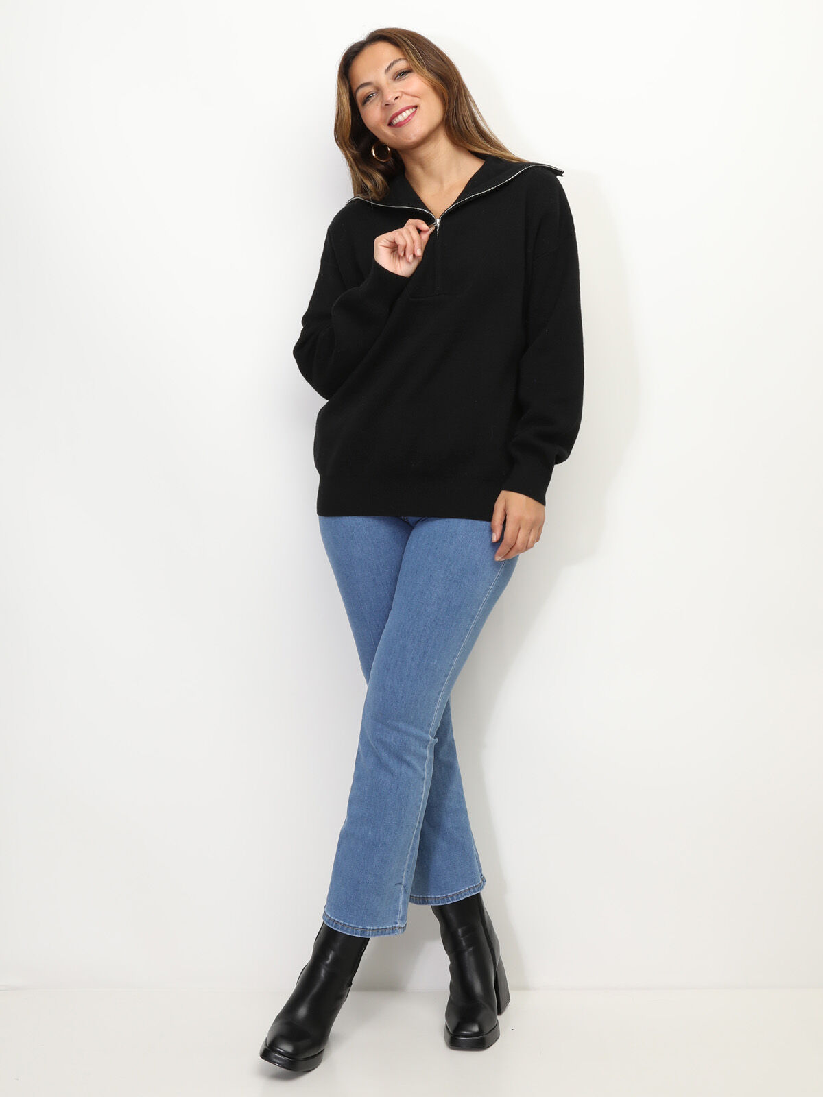 Pull à col montant zippé- Noir