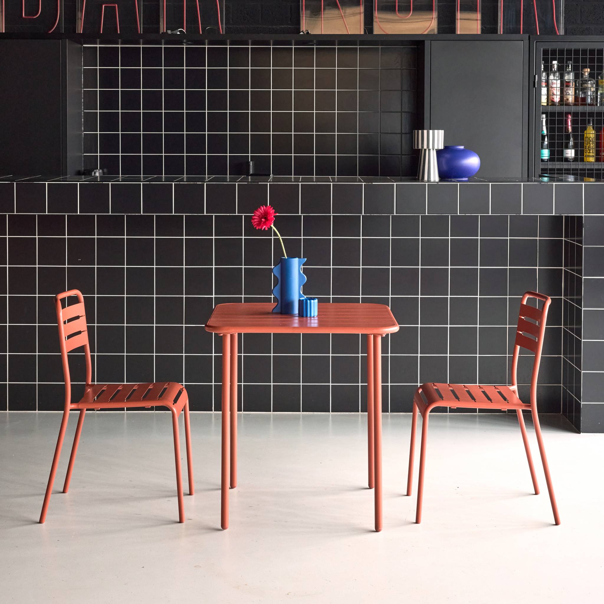 sweeek - Tuintafel met 2 stoelen