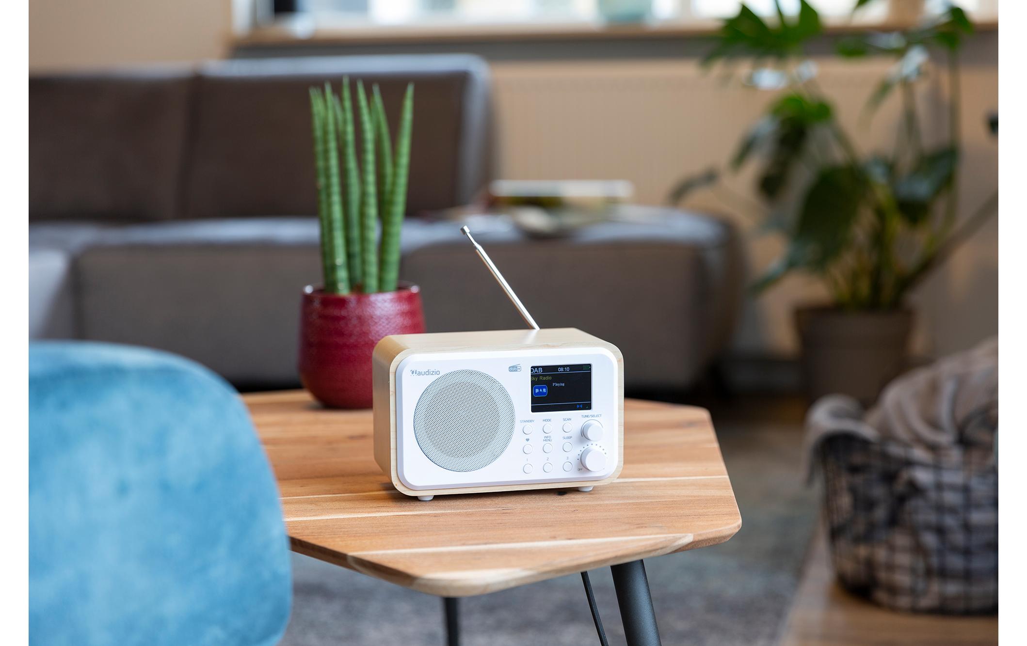 DAB+ Radio Milan WeissDAB+ Radio mit Bluetooth