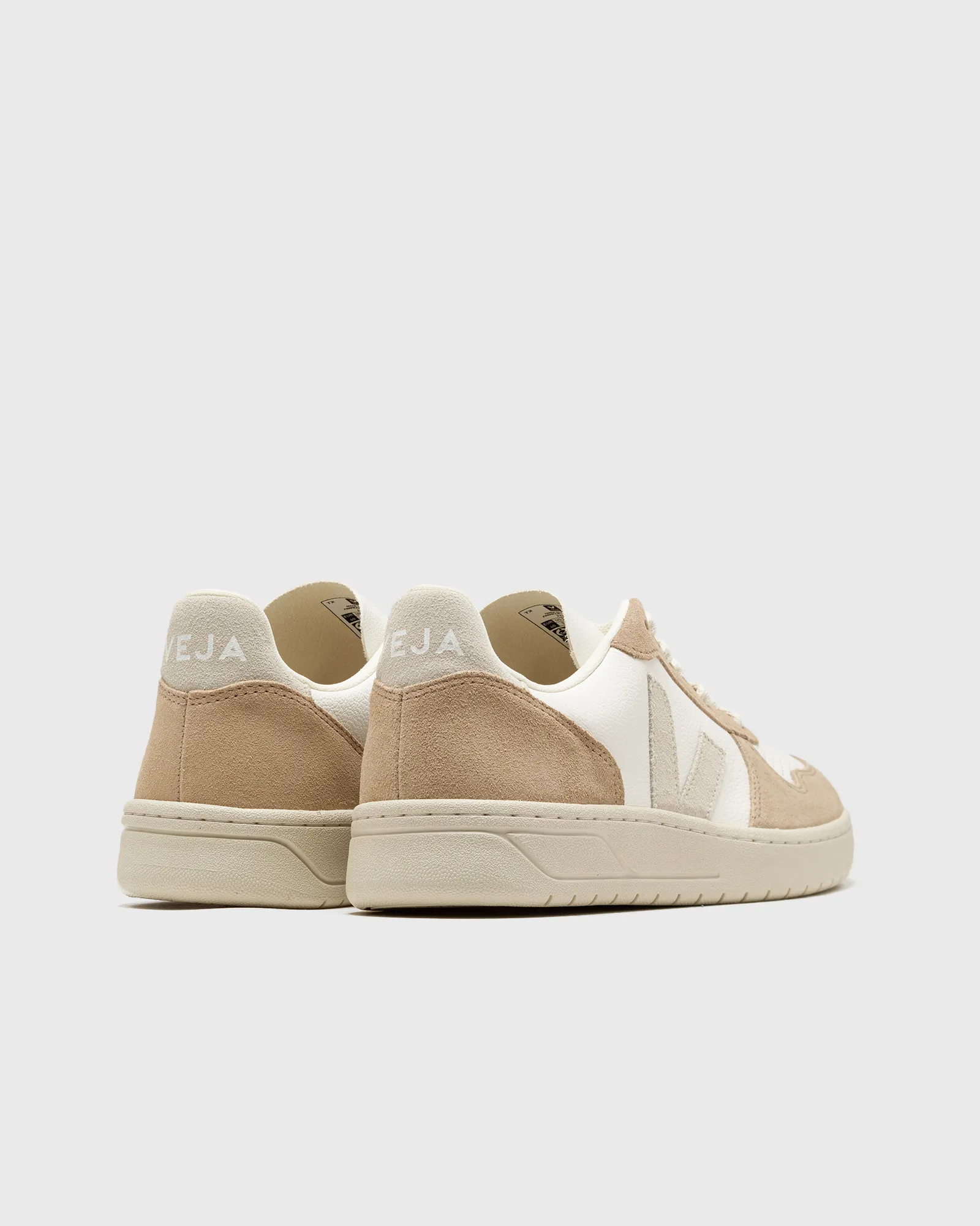 Veja V-10 CHFREE