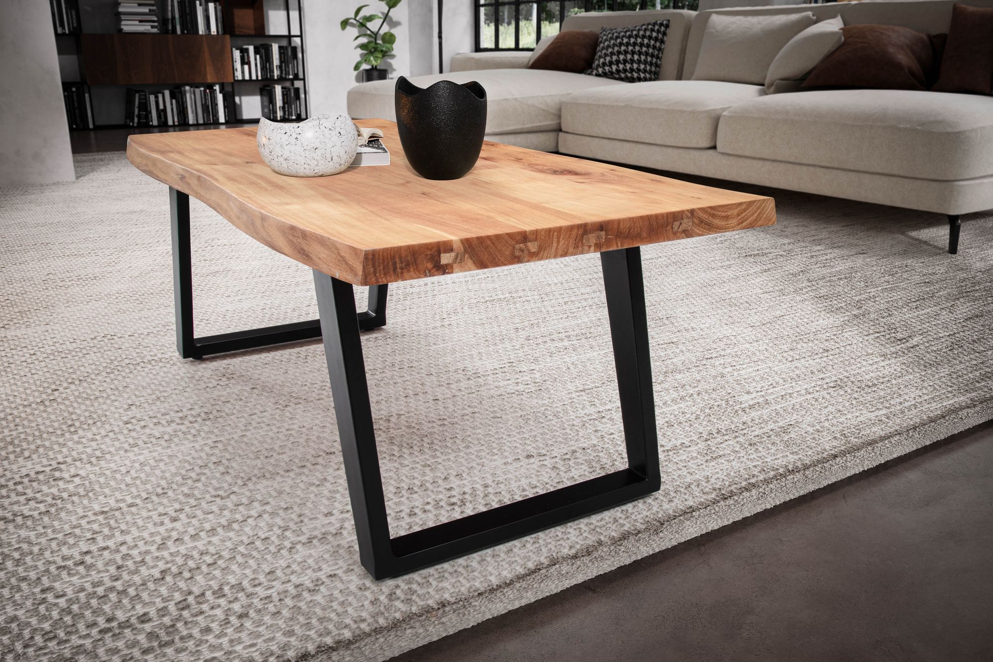 Couchtisch FineBuy Sofatisch 120 cm Baumkante Akazie Massivholz Wohnzimmertisch