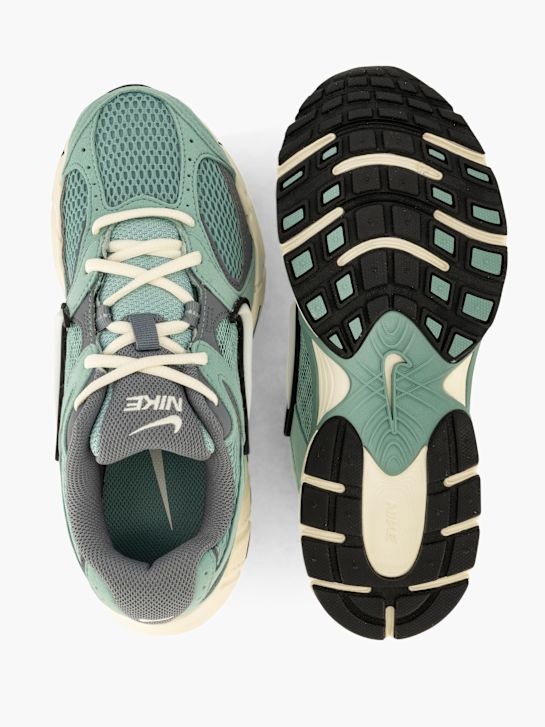 Nike V5 RNR Sneaker