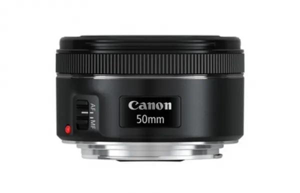 Canon EOS 2000D - Digitalkamera - SLR - 24.1 MP - APS-C - 1080p / 30 fps - 3x optisk zoom EF-S 18-55 mm IS STM og EF 50 mm f/1.8 STM objektiver - Wi-Fi, NFC