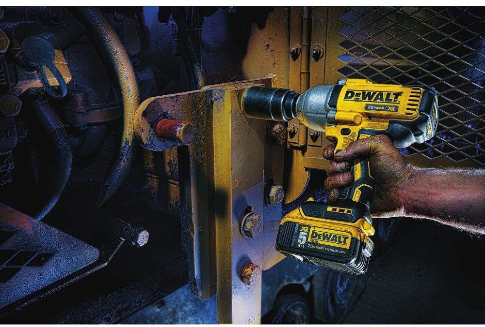 DEWALT 20V MAX XR CORDLESS IMPACT WRENCH KIT WITH DETENT ANVIL, 1/2-INCH (DCF899P2)