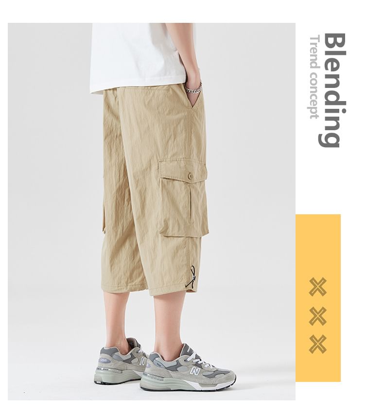 Nataro - Mid Rise Plain Cargo Shorts