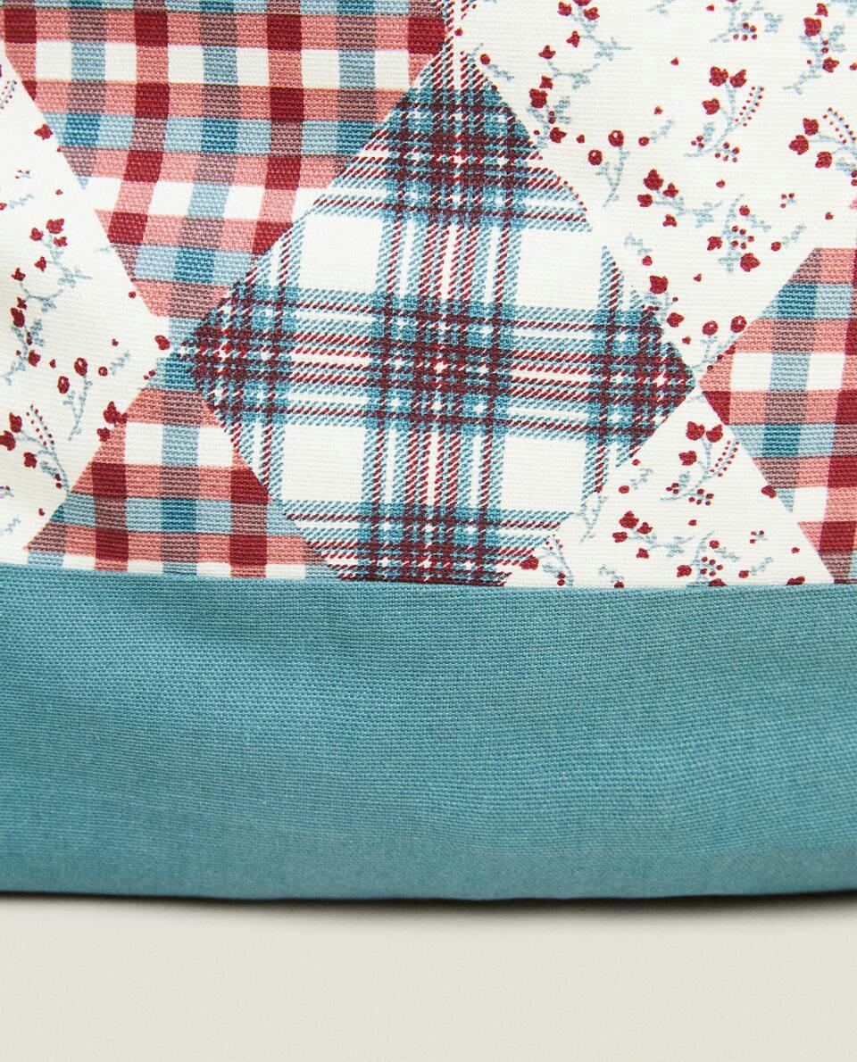 Sacola de presente infantil de Natal em patchwork