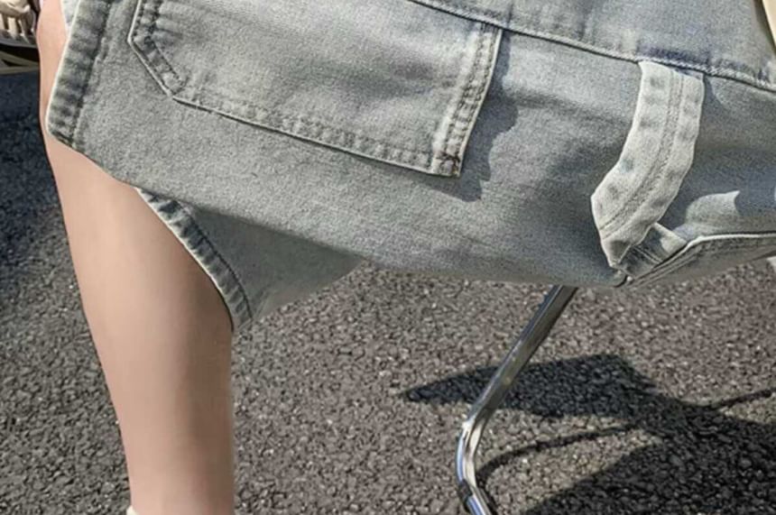 Oakjam - Cargoshorts met wijde pijpen en een trekkoord in de taille van gewassen denim