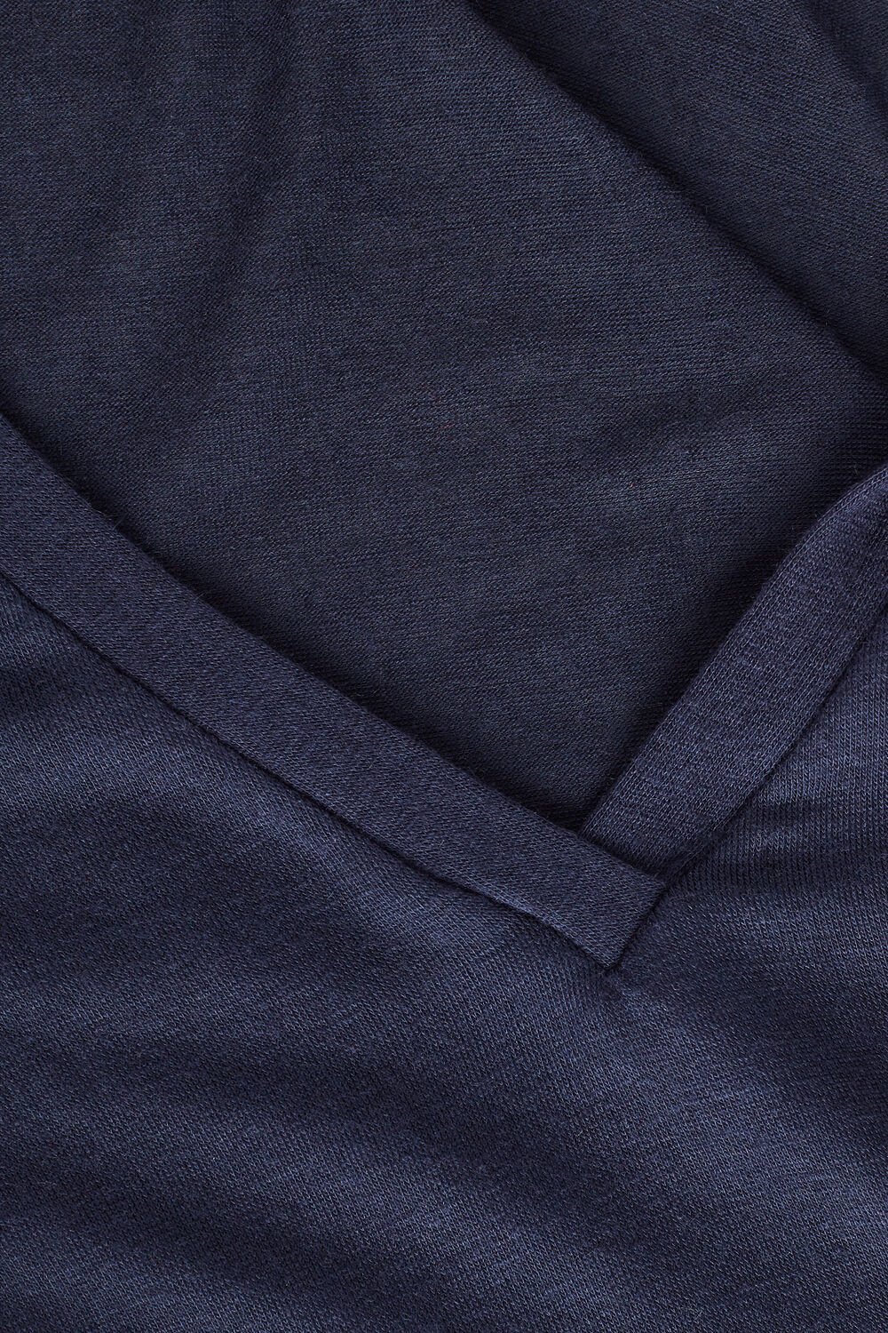 Blusa com decote em V em Modal Ultraleve com Caxemira