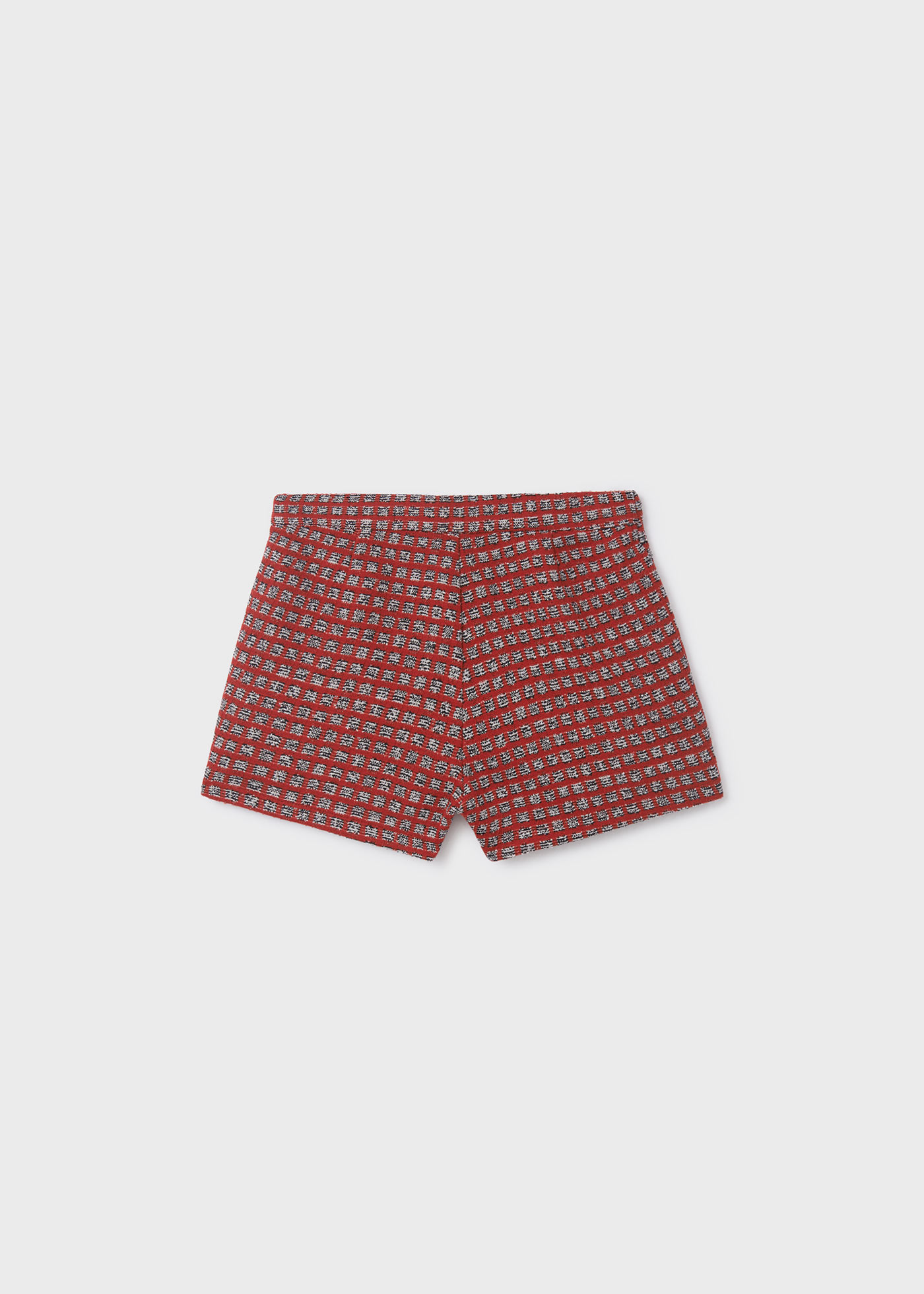 shorts pequenos e folgados