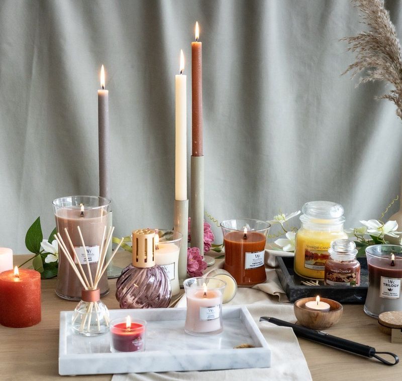 WoodWick Hourglass Large Kaars - Cashmere - 130 Branduren