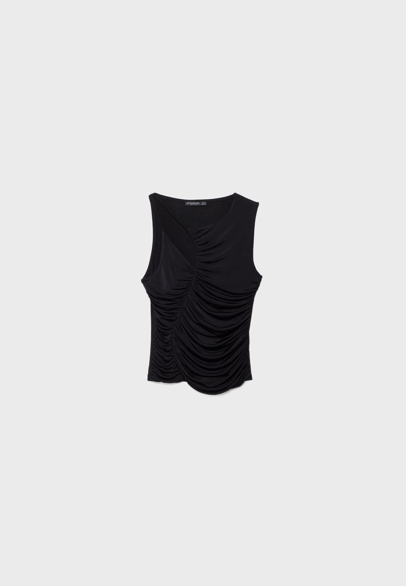 Camiseta com recortes