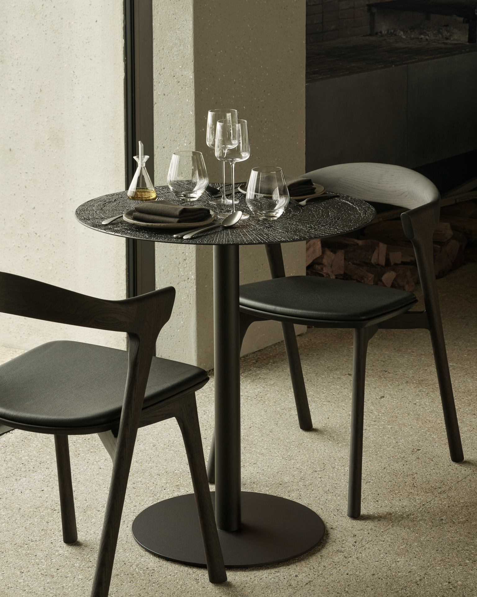 Ethnicraft - Blend eettafel rond - 70 cm - dark bronze metal