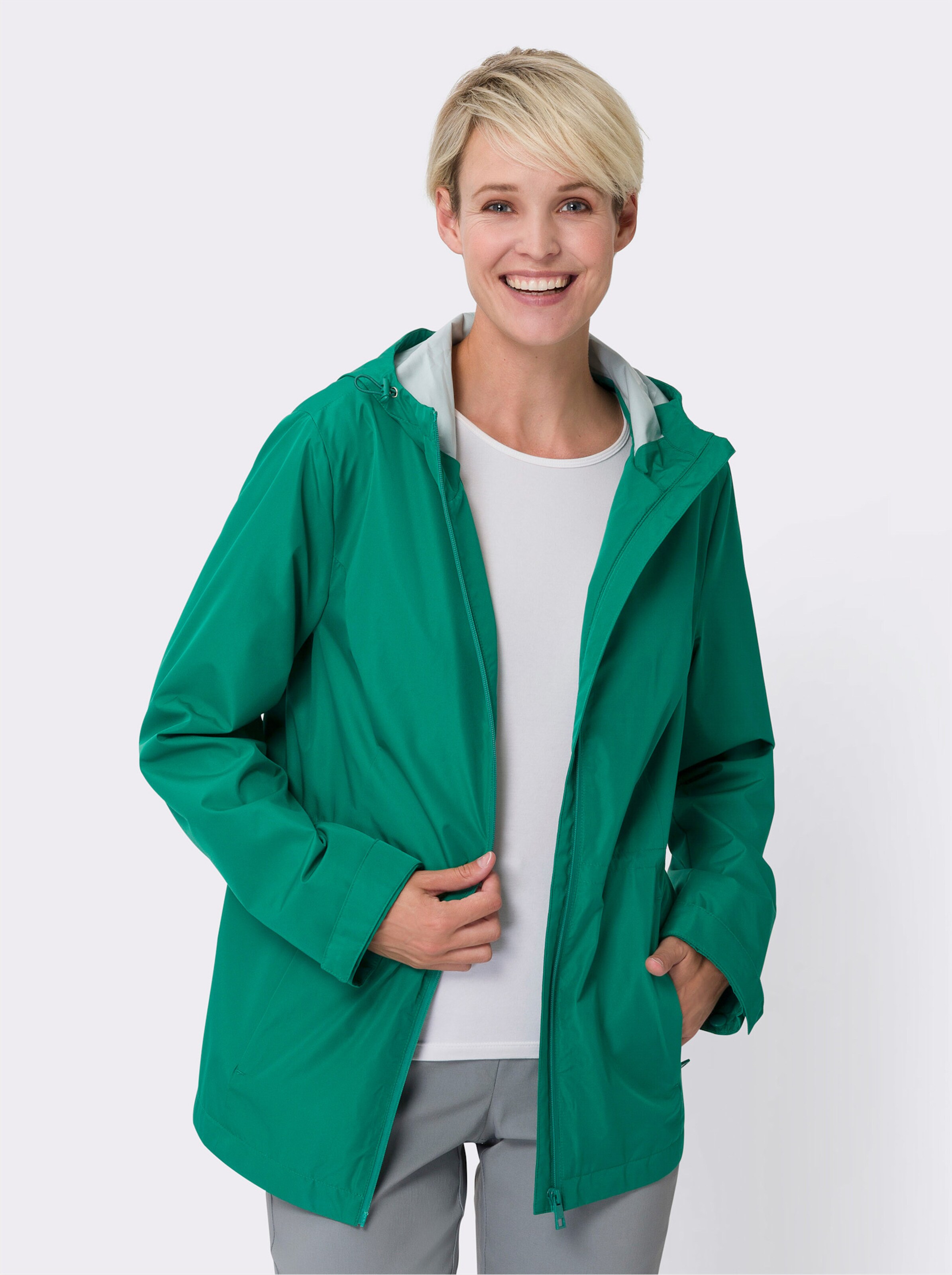 Regenjacke mit Weitenregulierung