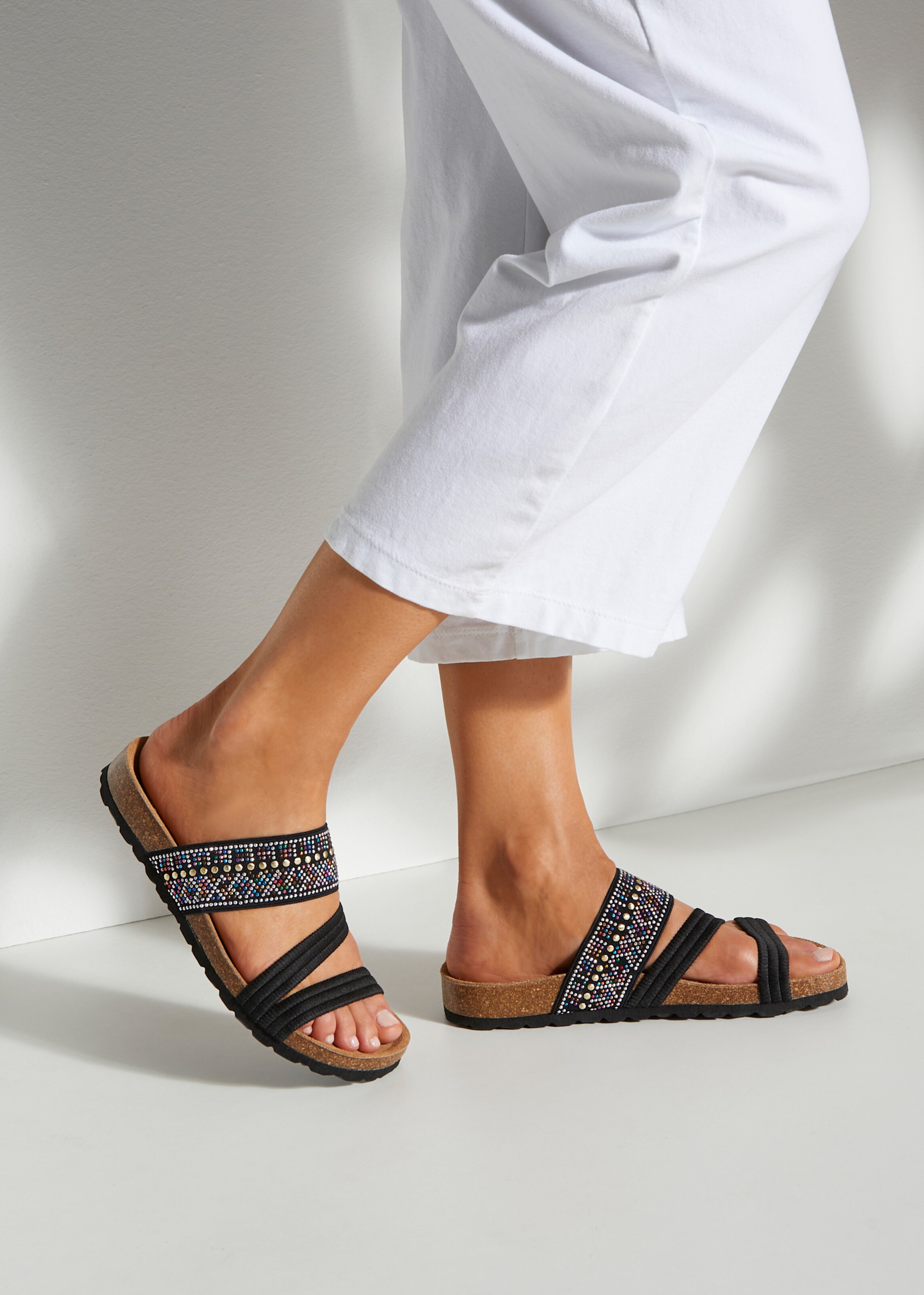 LASCANA Pantolette in schwarz