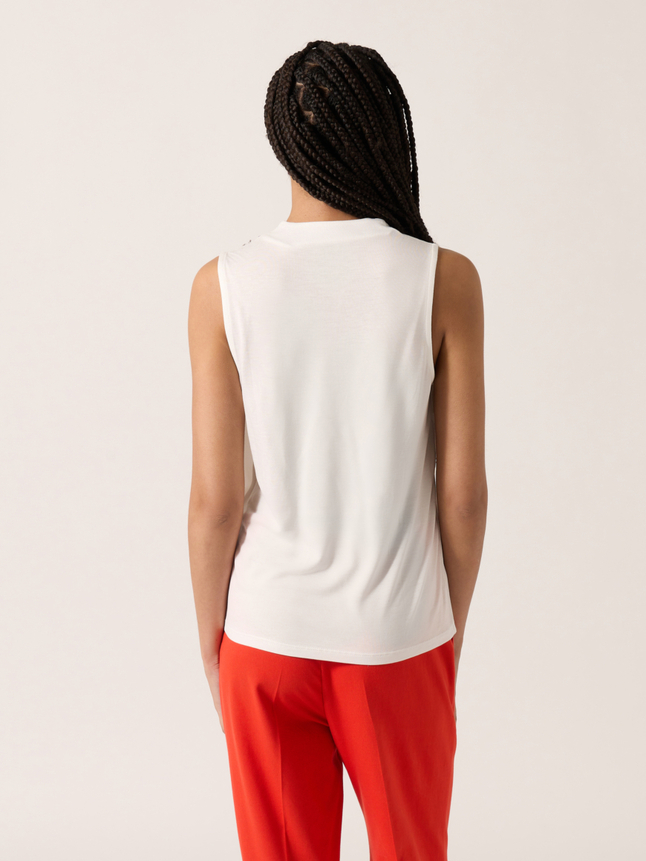 T-shirt col v