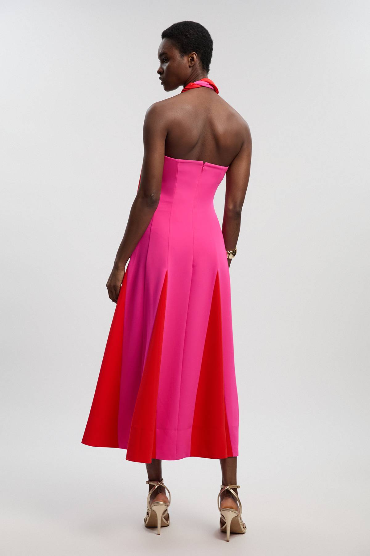 KarenMillen Robe Longue Col Licou À Détails Color Block Taillée Souple