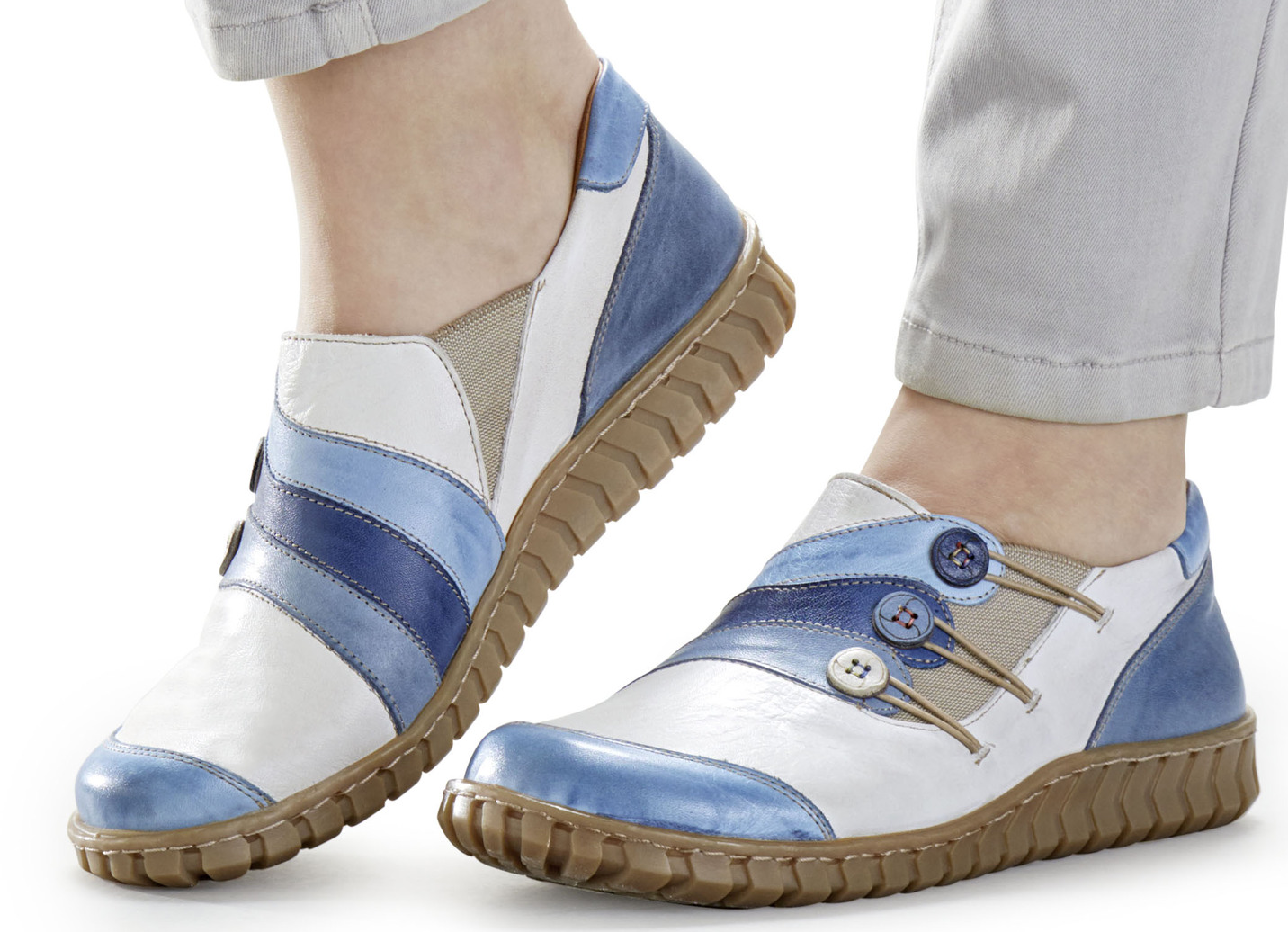 Gemini Slipper mit Zierknöpfen