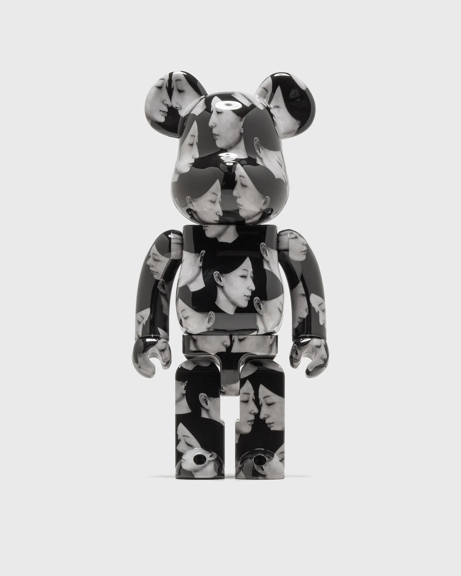 MEDICOM BEARBRICK 1000% BLACK SCANDAL MULTIPLE SELVES