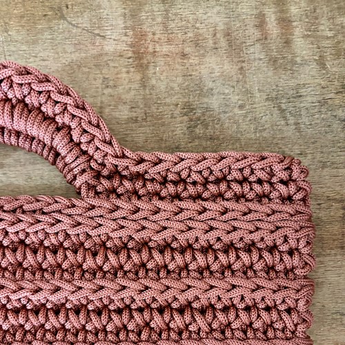 Pochette céleste en soie technique rose