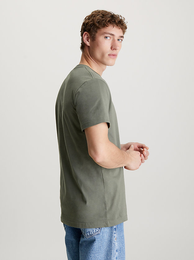 Camiseta com monograma