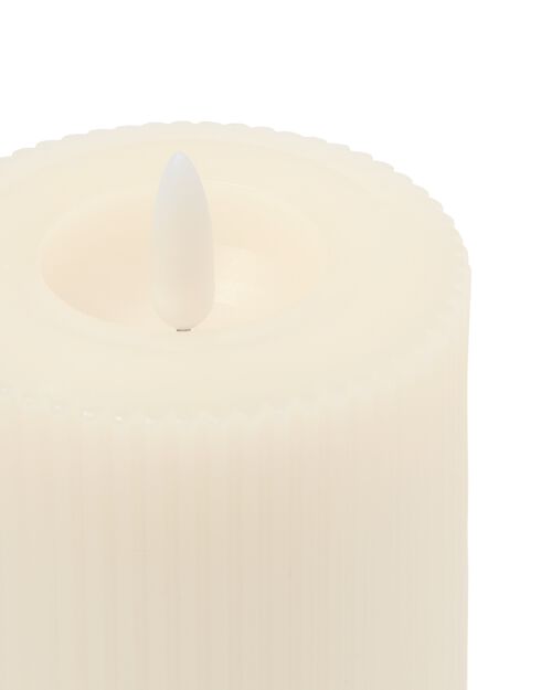 bougie nervurée LED avec cire Ø7.5x12.5 ivoire