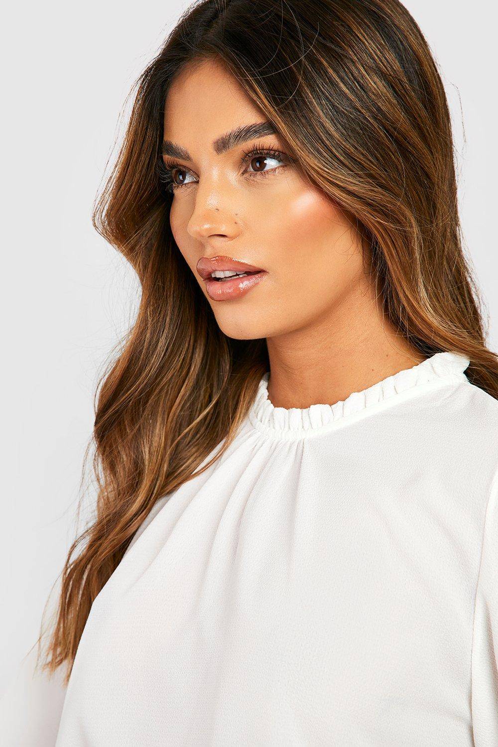 boohoo Blouse tissée à manches longues avec col à volants