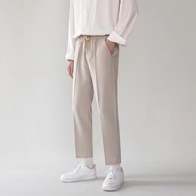 Cowpow - Effen cropped, taps toelopende broek met trekkoord in de taille