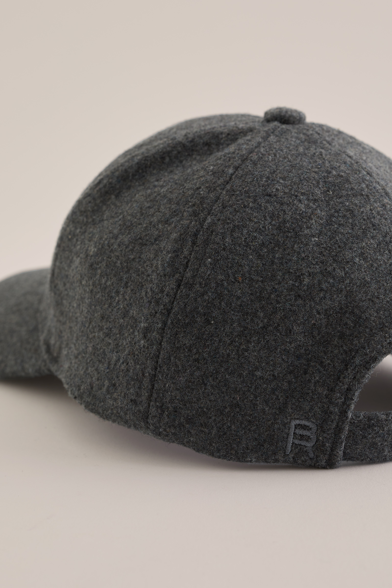 Unisex pet met wollenlook Blue Ridge Donkergrijs