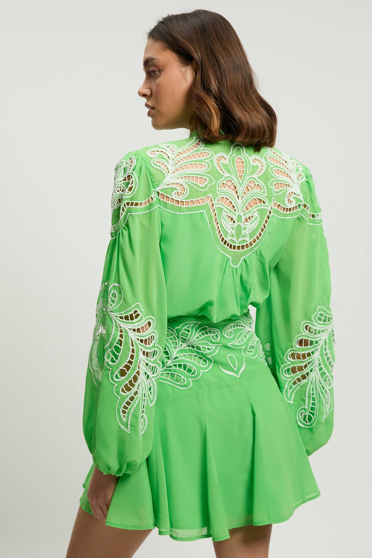 KarenMillen Robe Mini Tissée Brodée De Perles À Découpes Ajourées