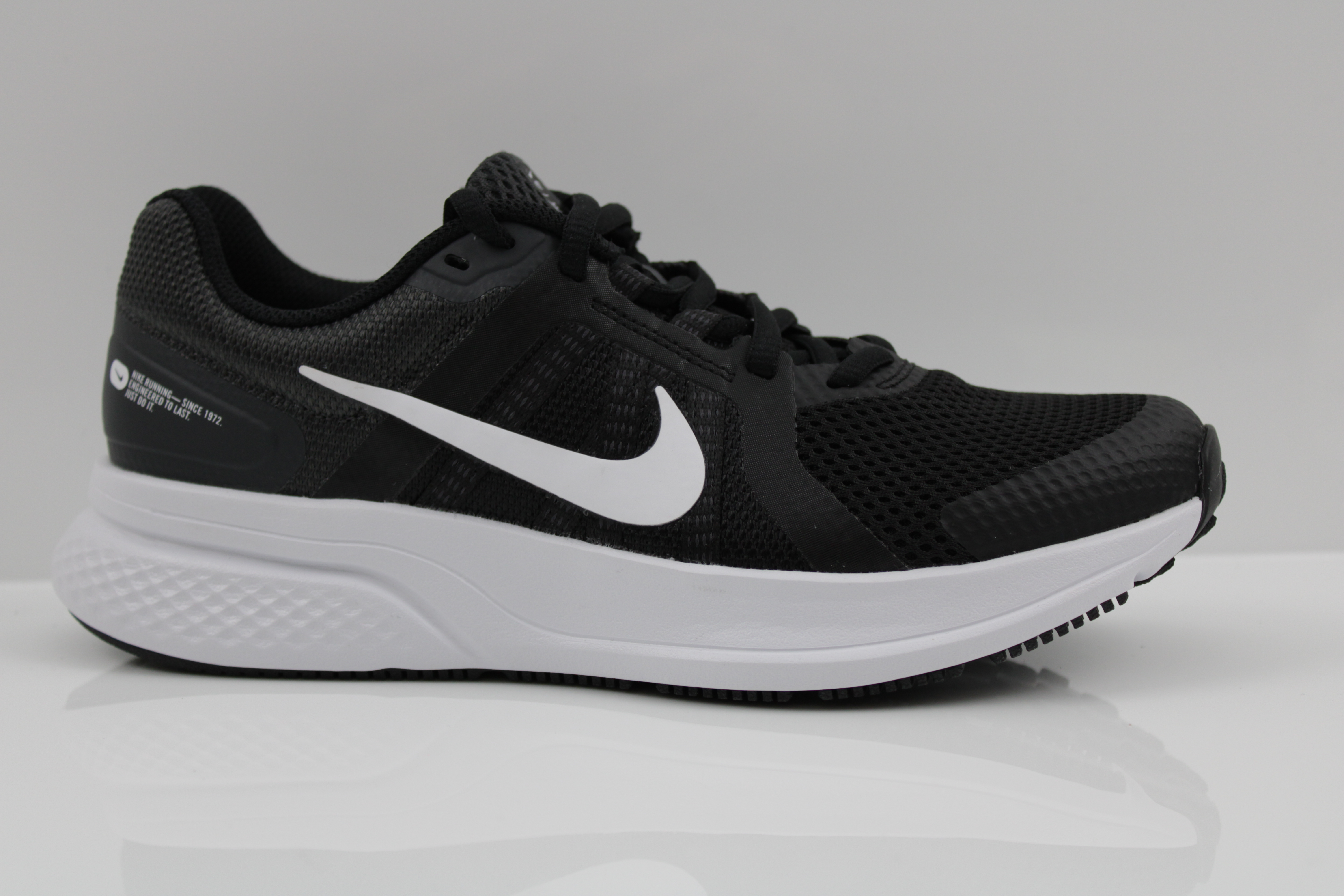 Nike Sneaker