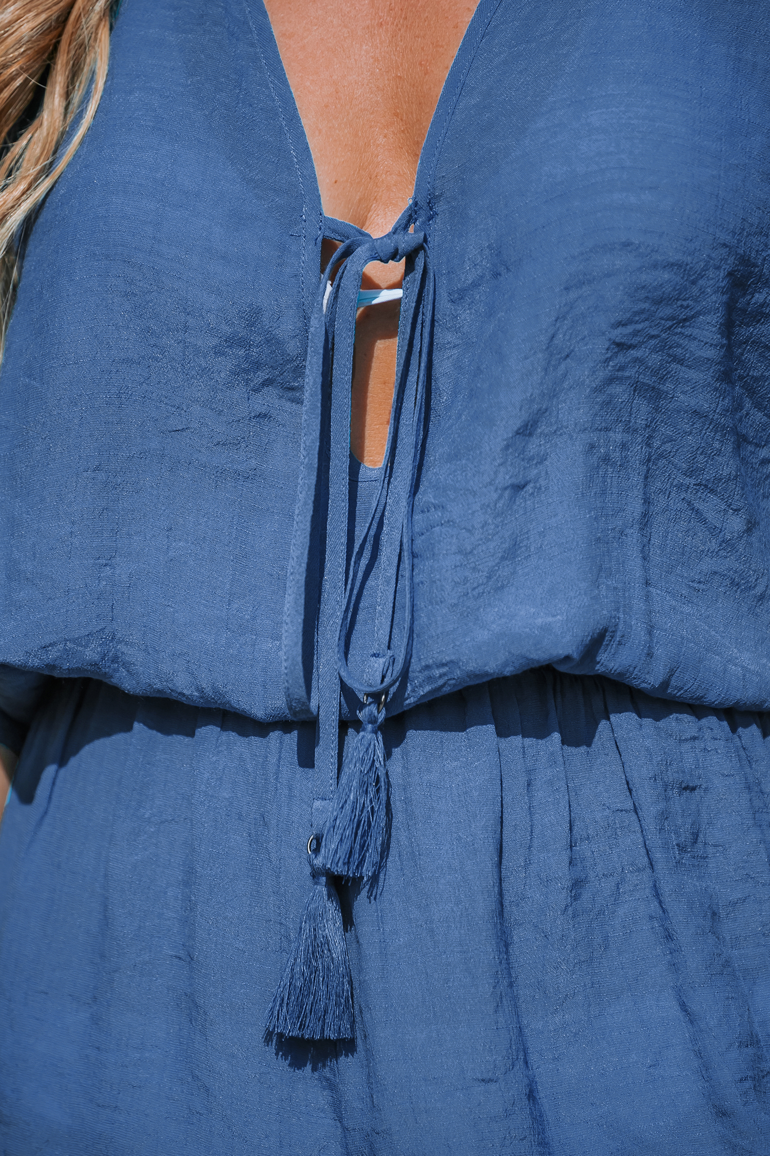 Combishort avec col à glands et coutures contrastées bleu
