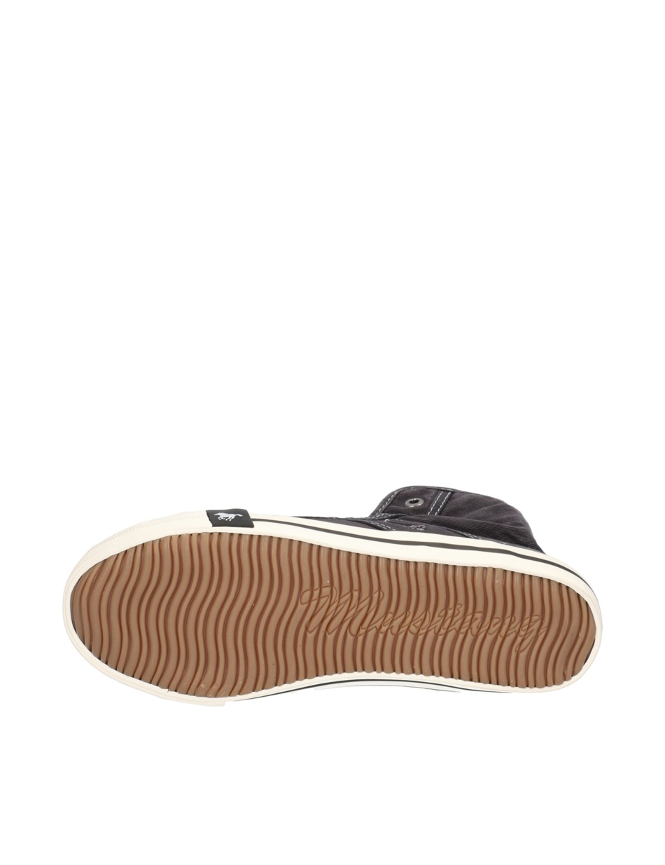 Canvas Sneaker Mid Cut
