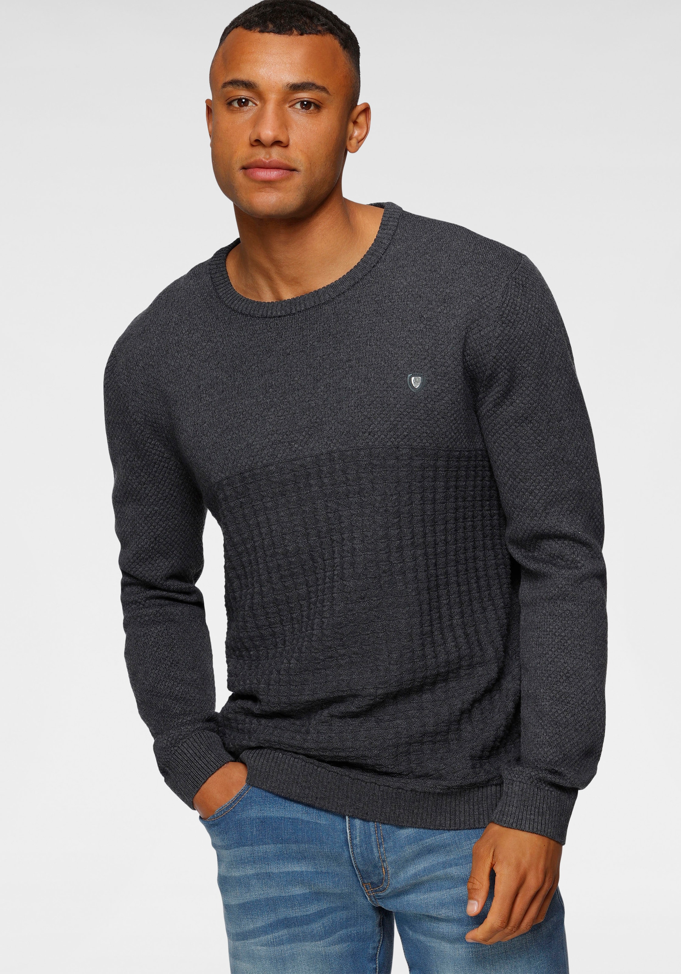 Bruno Banani Strickpullover , mit modischer Struktur