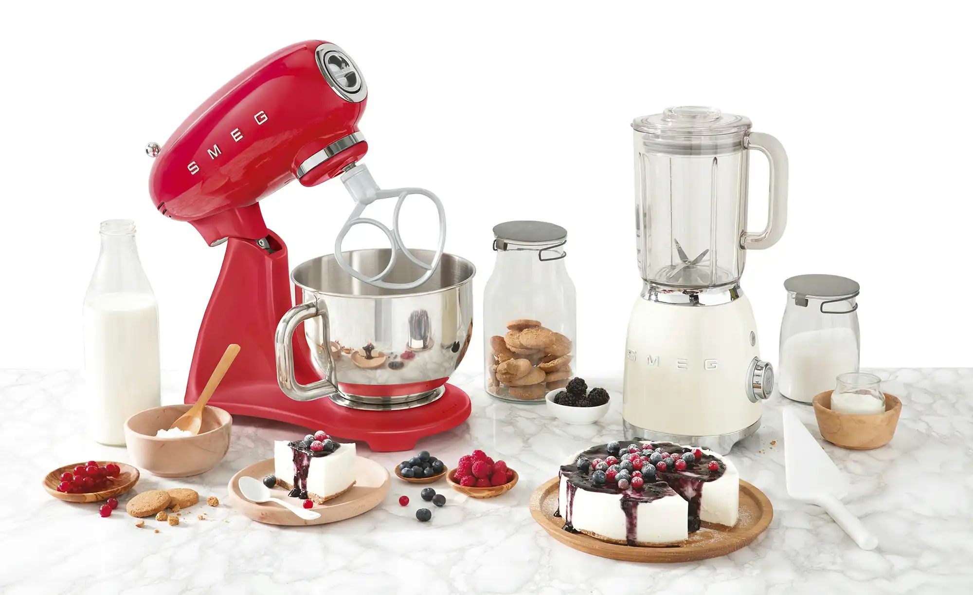 smeg Küchenmaschine SMF03RDEU