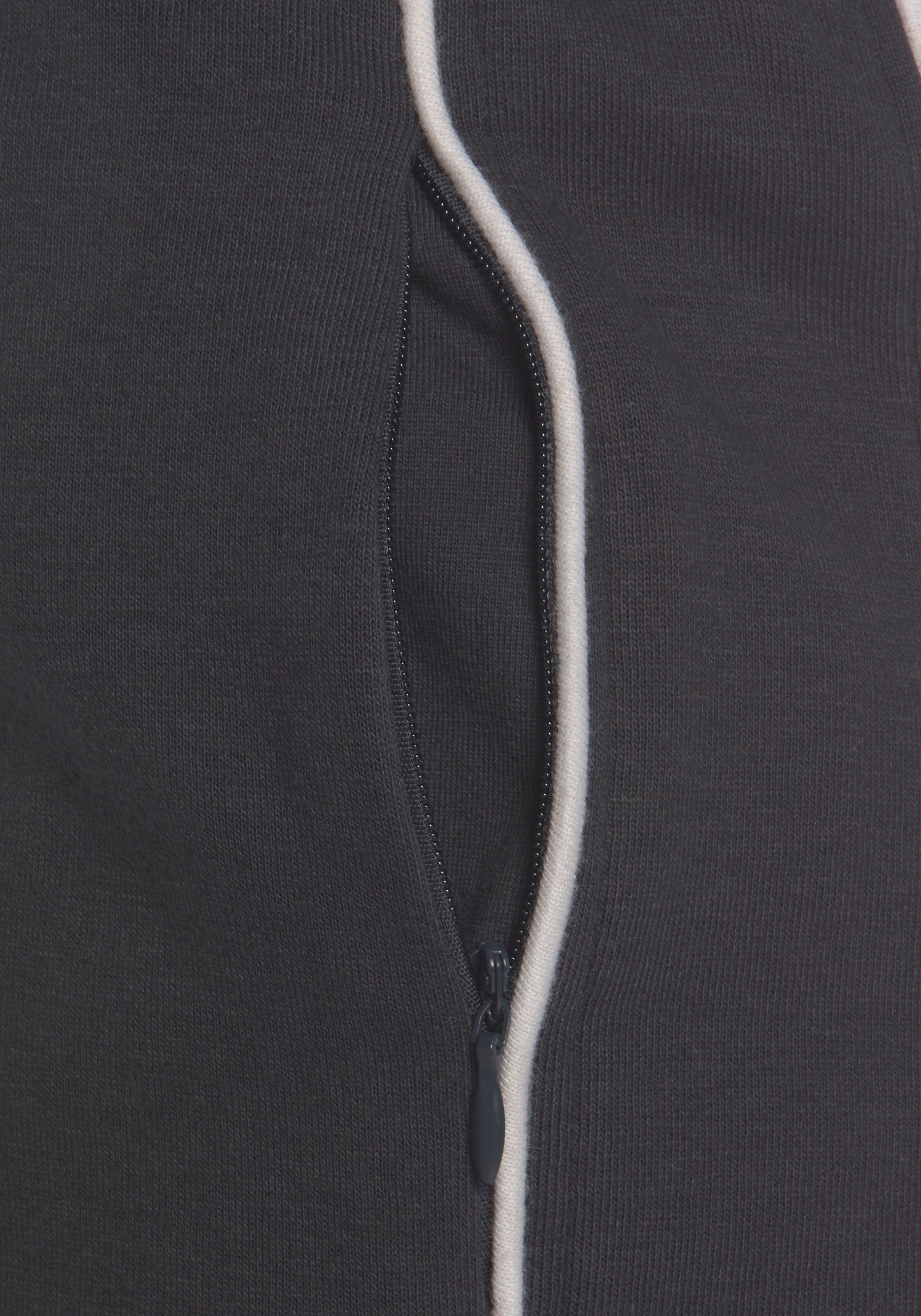 H.I.S Shorts  mit Piping an der Seite