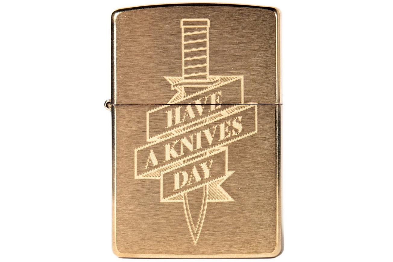 Knivesandtools Zippo Brass Brushed Knife, messing, aansteker